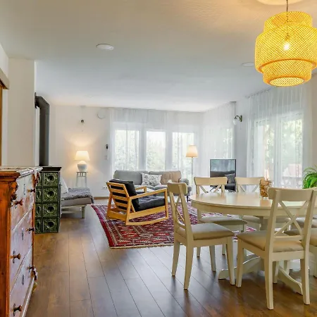 Sunstreet By Interhome بيت للعطل بالاتونوشود