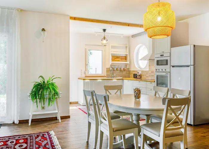 בית נופש Sunstreet By Interhome בלטונוסוד