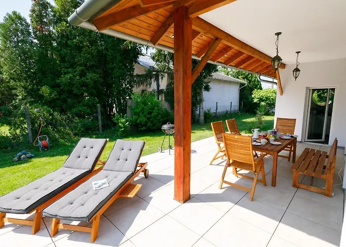 בית נופש Sunstreet By Interhome *